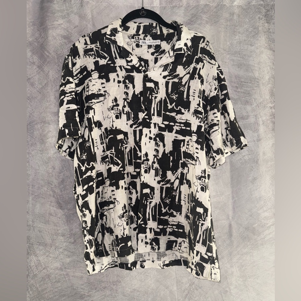 Zara Black and White Casual Button Down Shirt
